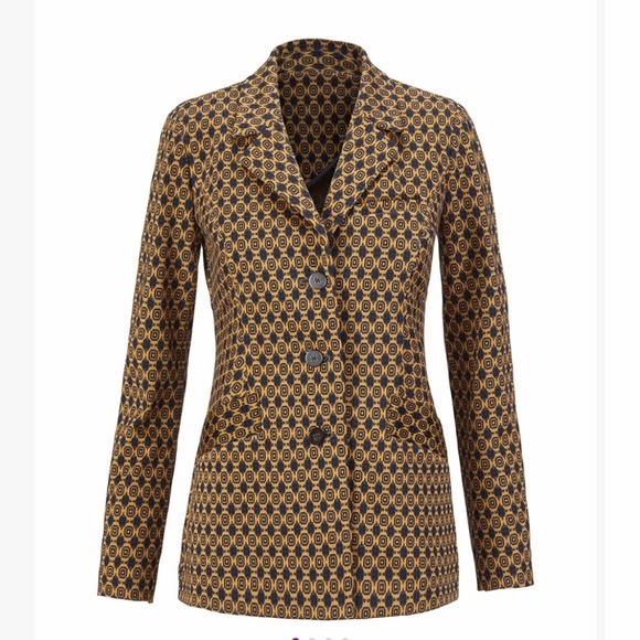 Cabi Tops - Cabi Medallion Blazer